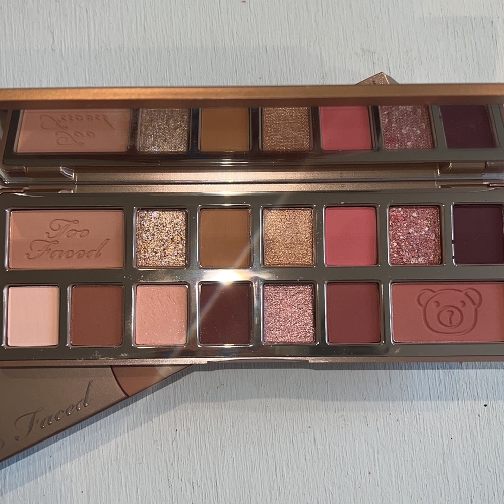 Too Faced
Teddy Bare It All Eyeshadow Palette - Picture 5 of 5